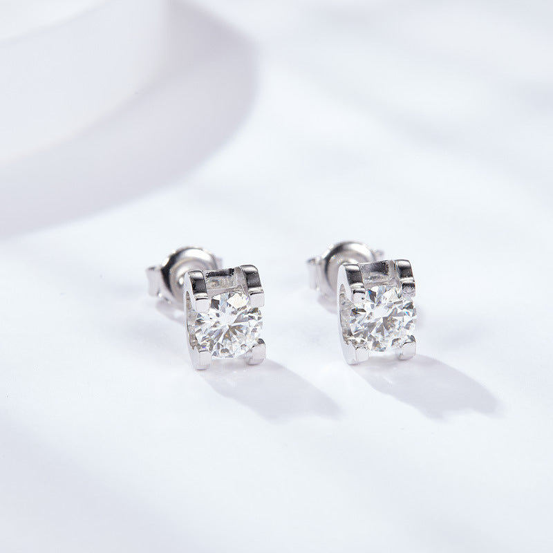 Classic 30 minutes 50 minutes one carat Moissanite bull head birthday gift for girlfriend earrings