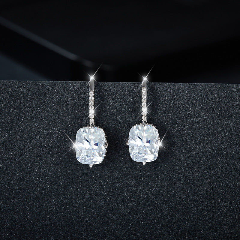 Fashion temperament pillow shape 7*9mm full moissanite diamond earrings ladies 925 silver gold-plated ear hooks