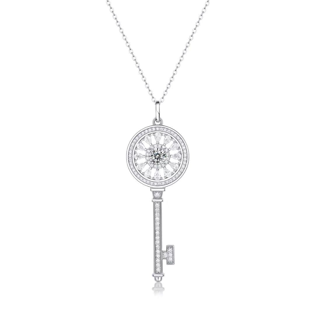 Full diamond key pendant S925 sterling silver gold-plated moissanite necklace