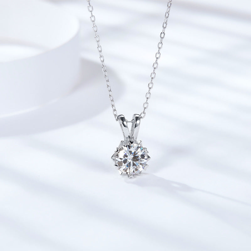 Classic moissanite D color VVS pendant V-shaped romantic snowflake necklace silver plated 18K thick gold small fresh