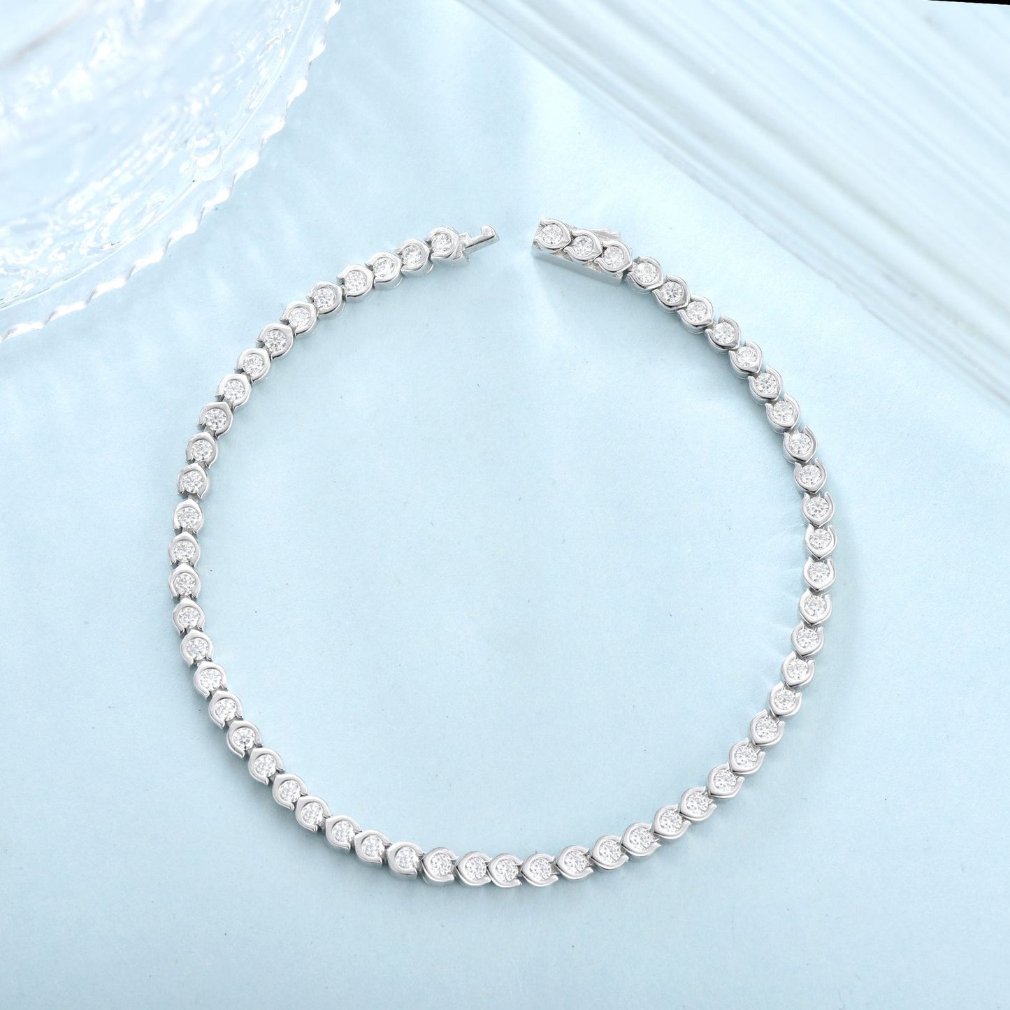 ins-style simple bubble 1.8mm round moissanite S925 silver plated 18k gold horseshoe bracelet is versatile and stacked