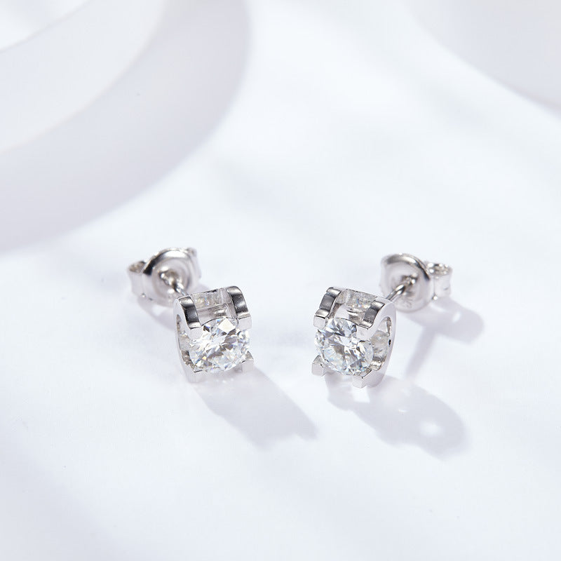 Classic 30 minutes 50 minutes one carat Moissanite bull head birthday gift for girlfriend earrings