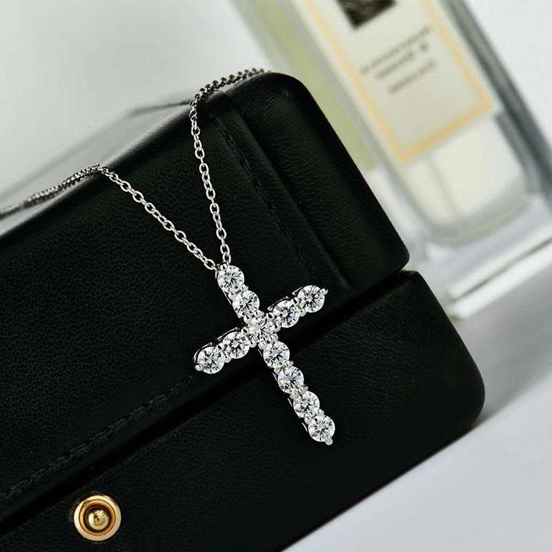 Fashion accessories male cross Jesus 2.8mm round moissanite necklace